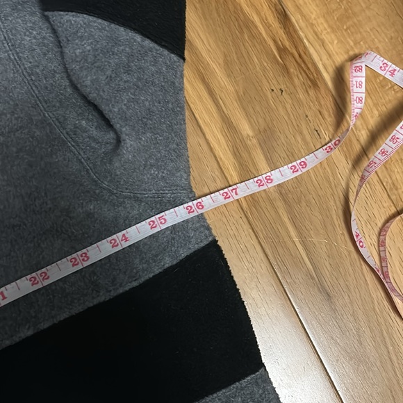 Vintage Nevada quarter zip - Picture 7 of 8